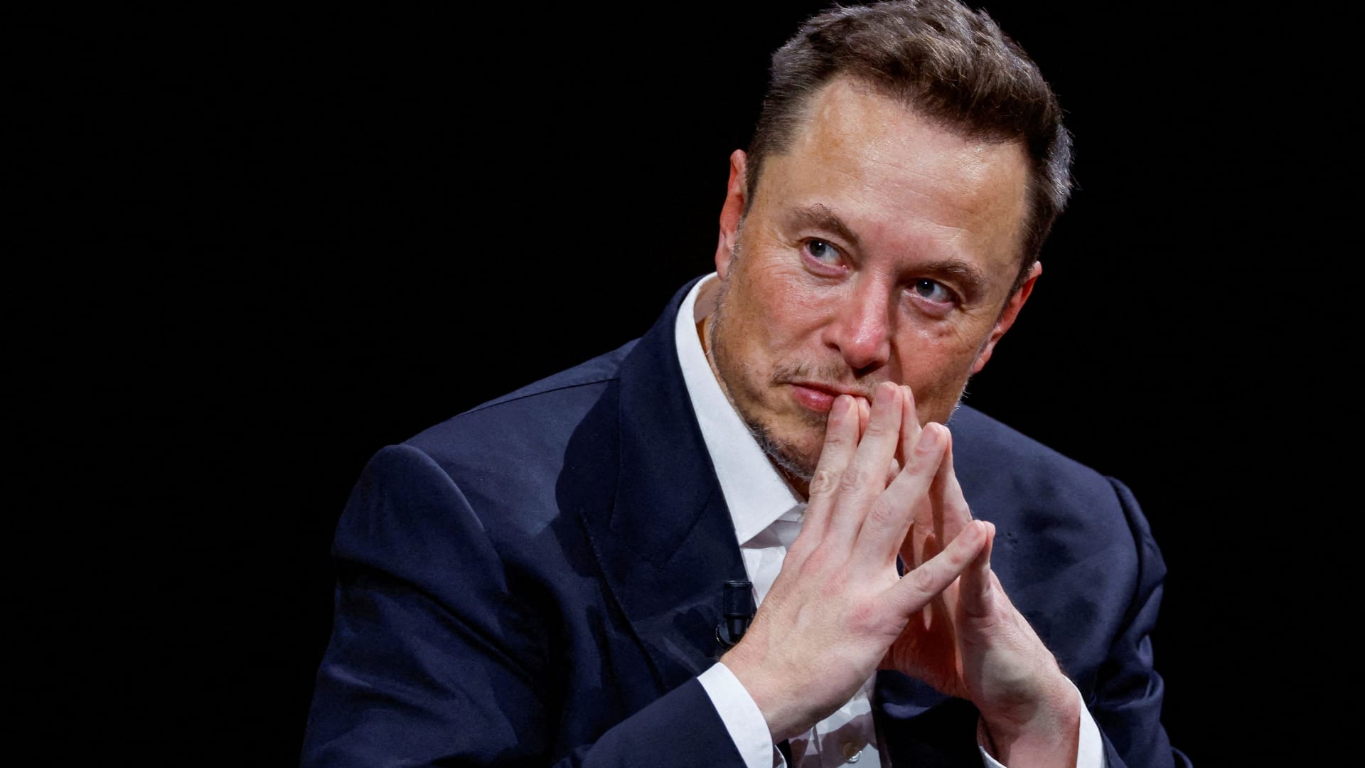 Tesla shares gain after Elon Musk discloses purchase