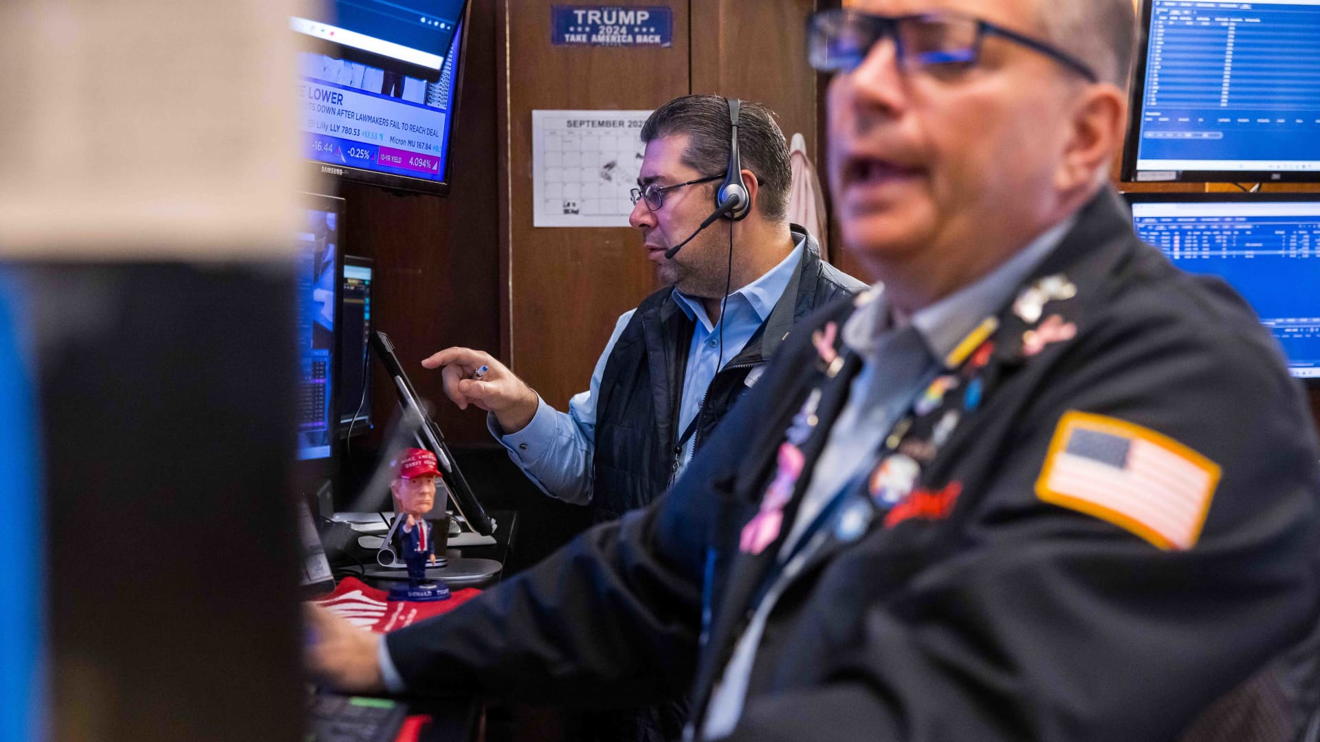 A health-care stock that's maintaining momentum despite regulatory headwinds