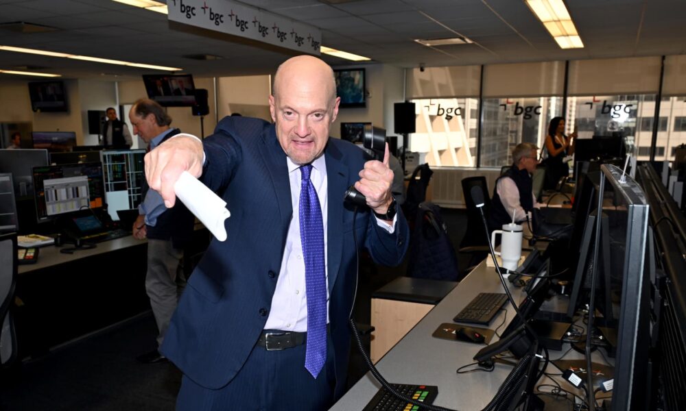 Avoid this investing strategy—it's a 'road to disaster'