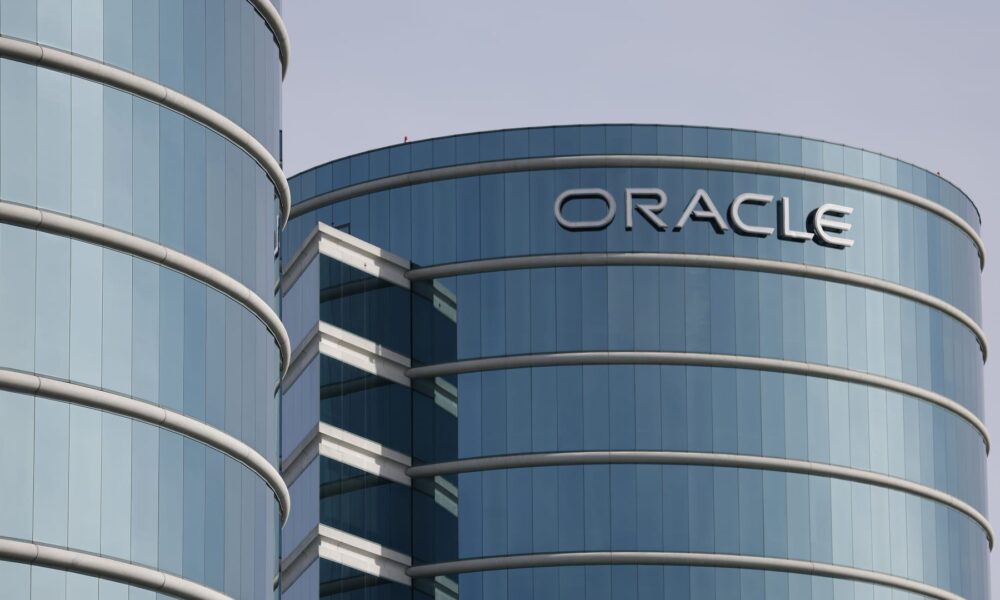 Citi says to buy the dip in Oracle, sees stock soaring nearly 40% from here