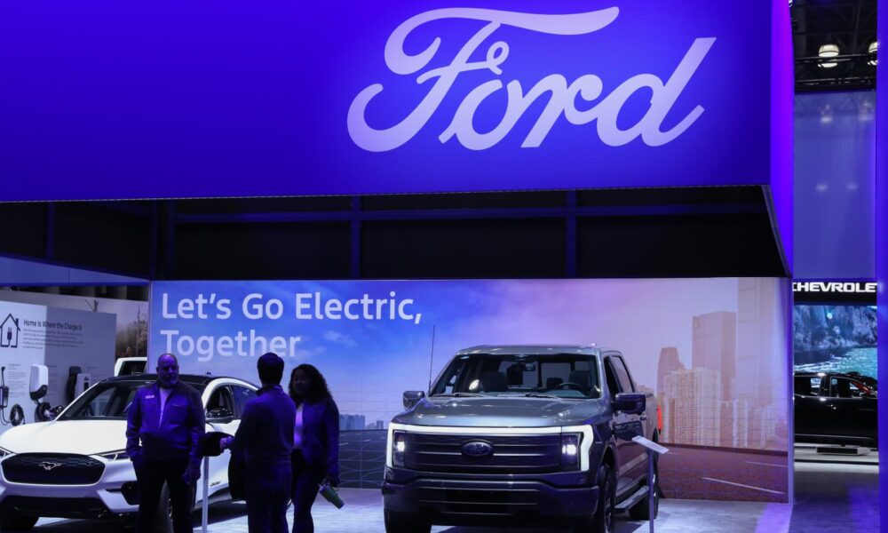 EVs, big SUVs drive Ford Q3 U.S. sales up 8.2%