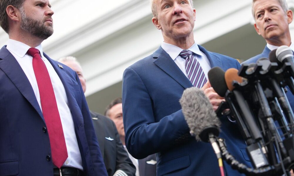 Airlines plead for end of government shutdown as unpaid air traffic controllers prepare for busy holiday travel