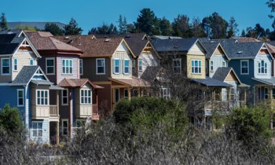 In a volatile week for interest rates, mortgage demand pulled back