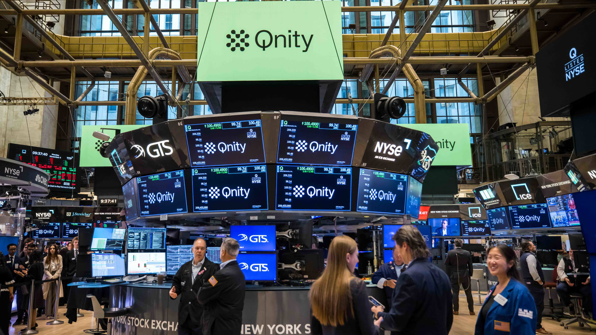 Jim Cramer wants to load up on more shares of this DuPont spinoff