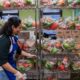 U.S. wastes $400 billion in food each year